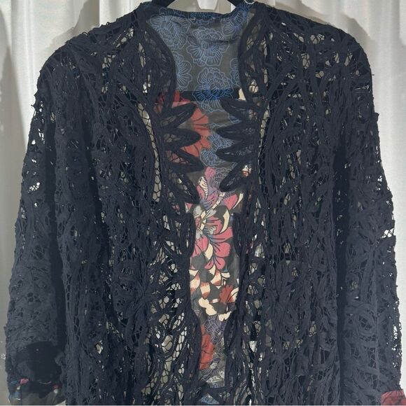 Free People Intimately Black Lace Kimono Floral insert Size M/L New - Picture 3 of 3